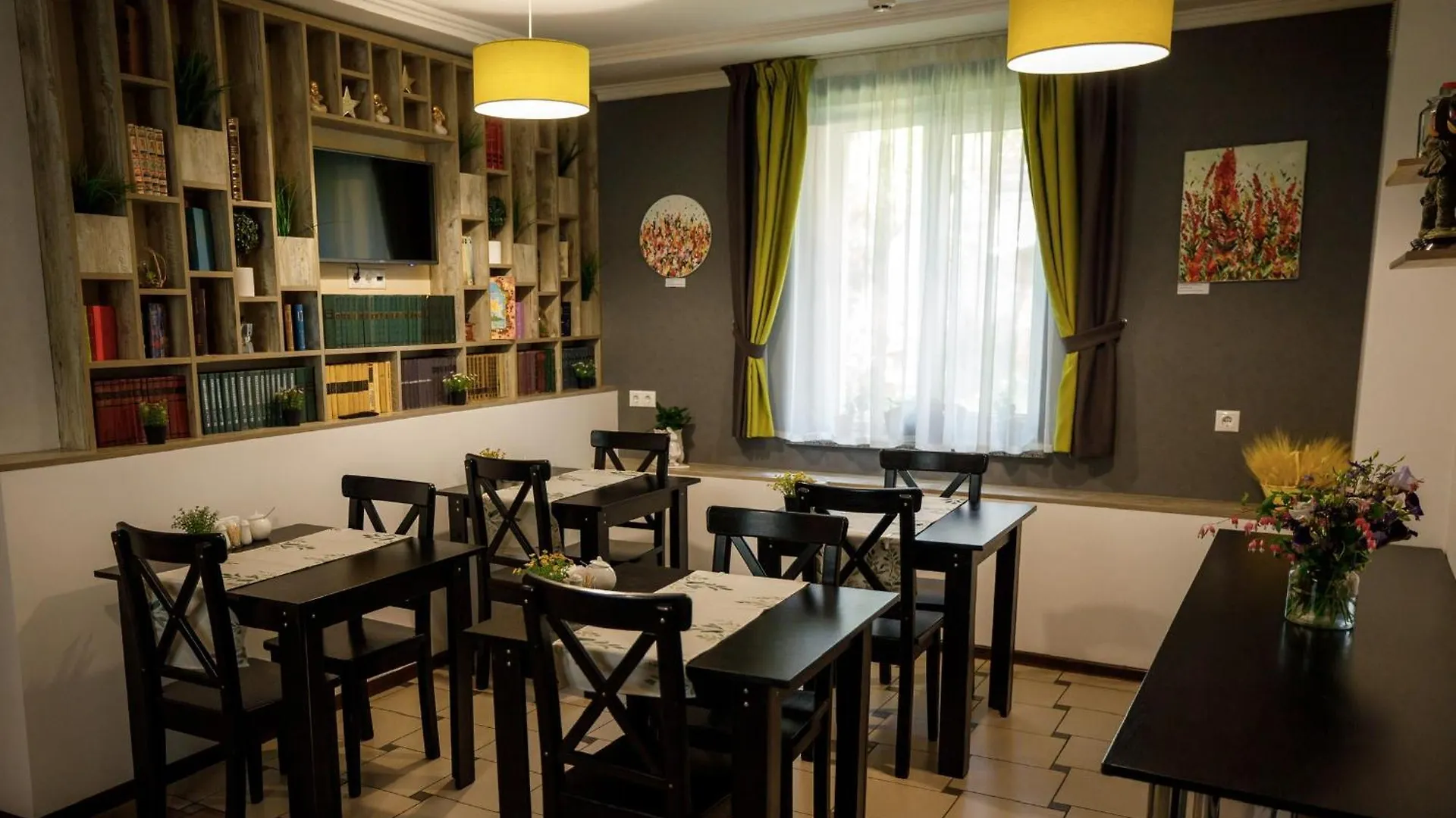 Sunny Hotel Lviv