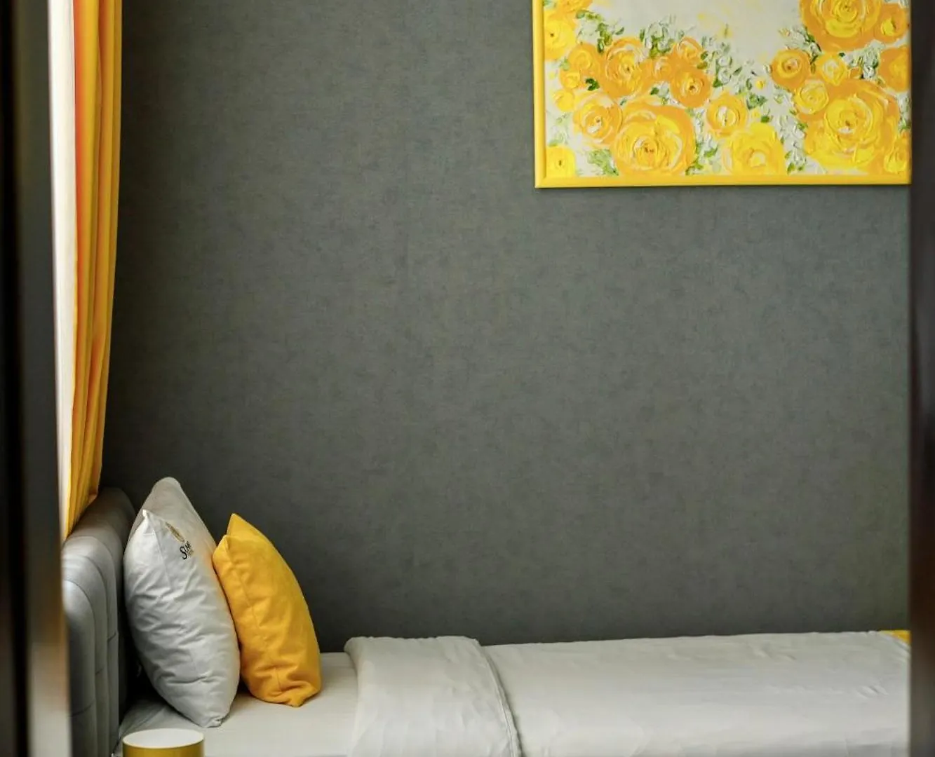 Sunny Hotel Lviv